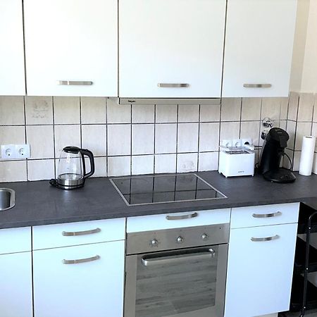 Theox Apartment No 8 - 90Qm Mit 2 Schlafzimmern Und 5 Betten Дуйсбург Екстериор снимка
