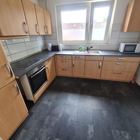 Theox Apartment No 8 - 90Qm Mit 2 Schlafzimmern Und 5 Betten Дуйсбург Екстериор снимка