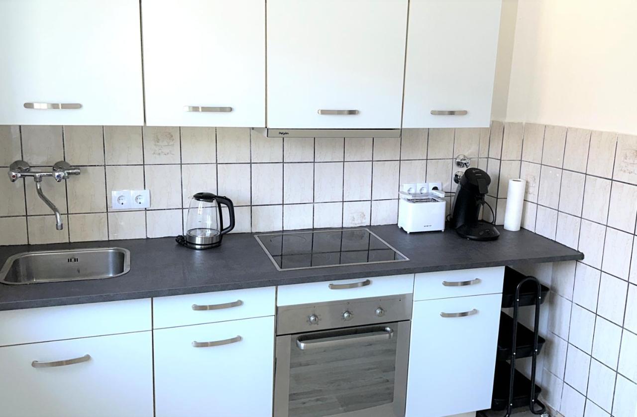 Theox Apartment No 8 - 90Qm Mit 2 Schlafzimmern Und 5 Betten Дуйсбург Екстериор снимка